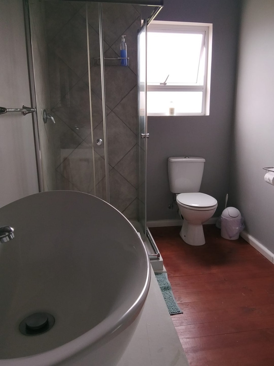 4 Bedroom Property for Sale in Kleinkrantz Western Cape